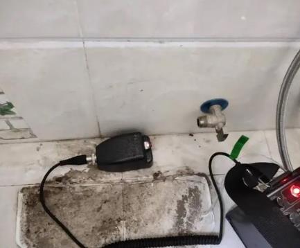 黄石港屋顶漏水维修公司分享下卫生间漏水的危害及解决方法